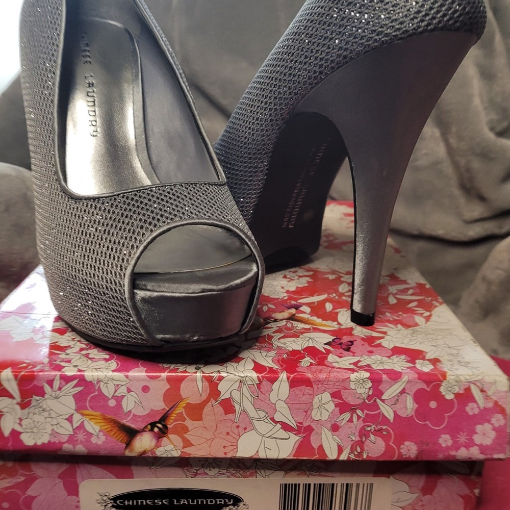 Chinese Laundry sparkly satin heels; NEVER WORN